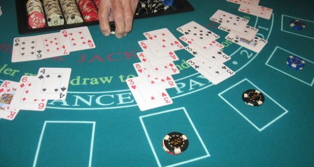 Blackjack-main de table