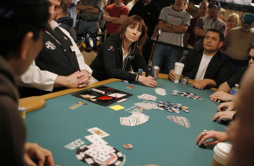 annie duke jouant au poker